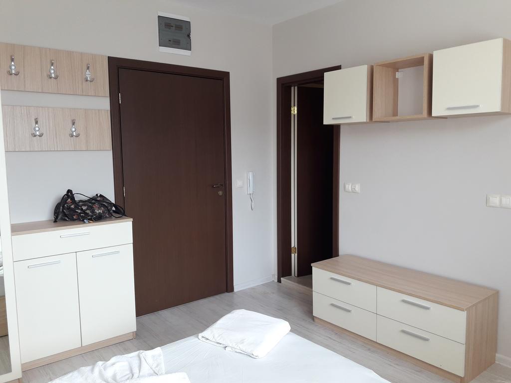 Stella Udacha Apartments & Studios Sunny Beach Buitenkant foto